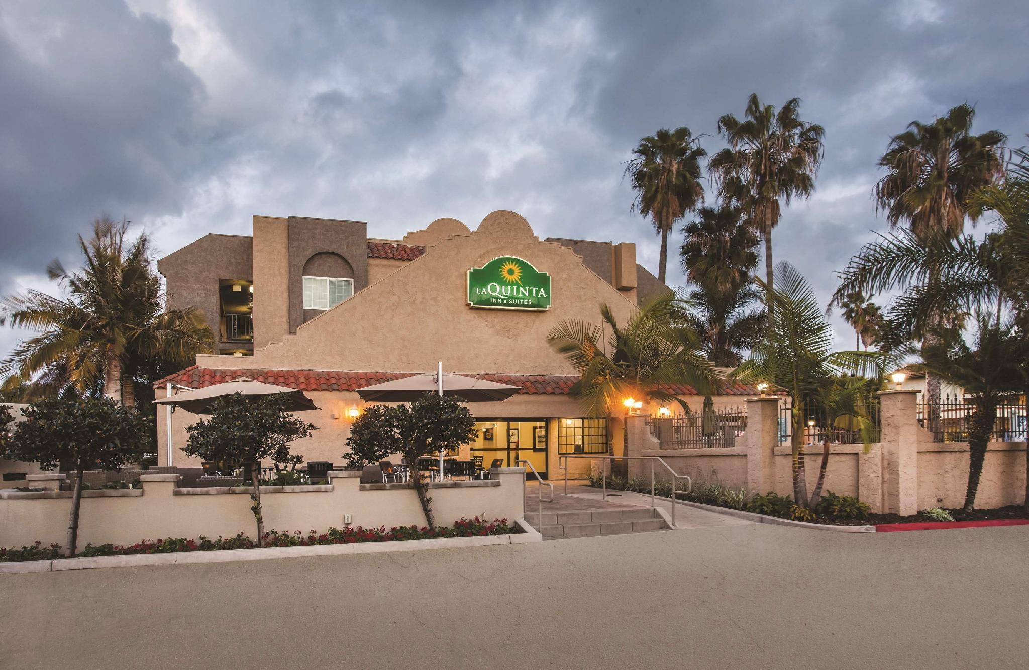 La Quinta By Wyndham Carlsbad - Legoland Area Hotel Екстериор снимка